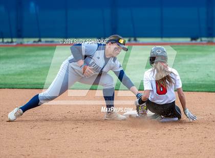 Thumbnail 1 in Santa Fe Christian vs. Coastal Academy (CIF SDS Division 4 Championship) photogallery.