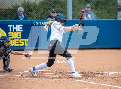 Thumbnail 2 in Santa Fe Christian vs. Coastal Academy (CIF SDS Division 4 Championship) photogallery.