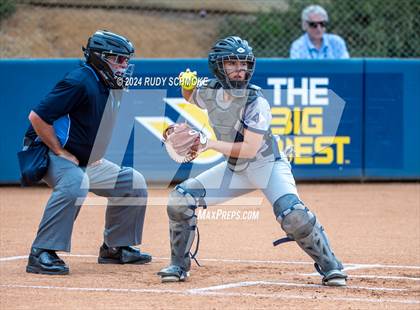 Thumbnail 3 in Santa Fe Christian vs. Coastal Academy (CIF SDS Division 4 Championship) photogallery.