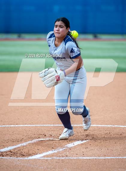 Thumbnail 2 in Santa Fe Christian vs. Coastal Academy (CIF SDS Division 4 Championship) photogallery.