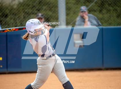 Thumbnail 3 in Santa Fe Christian vs. Coastal Academy (CIF SDS Division 4 Championship) photogallery.