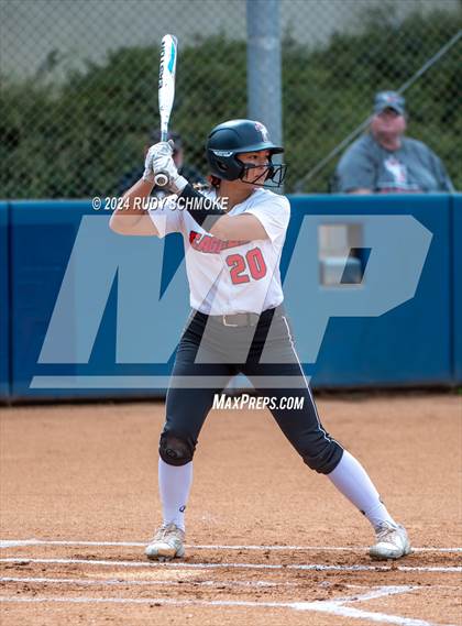 Thumbnail 3 in Santa Fe Christian vs. Coastal Academy (CIF SDS Division 4 Championship) photogallery.