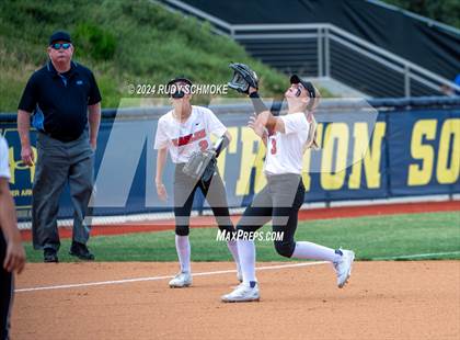 Thumbnail 3 in Santa Fe Christian vs. Coastal Academy (CIF SDS Division 4 Championship) photogallery.