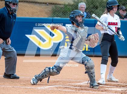 Thumbnail 3 in Santa Fe Christian vs. Coastal Academy (CIF SDS Division 4 Championship) photogallery.