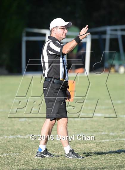 Thumbnail 2 in Hillcrest Christian @ Flintridge Prep photogallery.