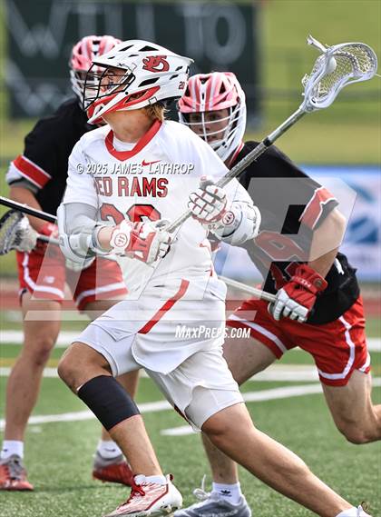 Thumbnail 1 in Somers vs. Jamesville-DeWitt (NYSPHAA Class C State Final) photogallery.