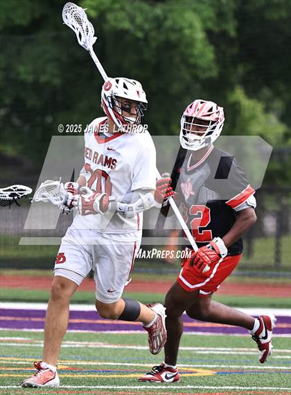 Thumbnail 1 in Somers vs. Jamesville-DeWitt (NYSPHAA Class C State Final) photogallery.