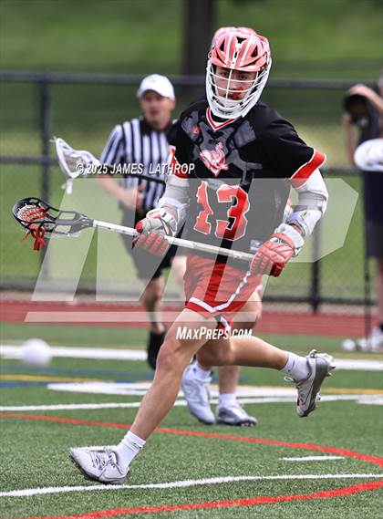 Thumbnail 2 in Somers vs. Jamesville-DeWitt (NYSPHAA Class C State Final) photogallery.