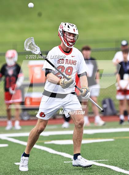 Thumbnail 1 in Somers vs. Jamesville-DeWitt (NYSPHAA Class C State Final) photogallery.