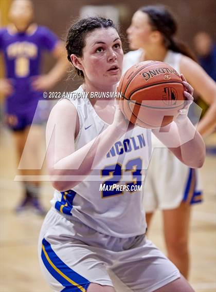 Thumbnail 1 in Oakland Tech @ Lincoln (CIF D3 NorCal Regional Final) photogallery.