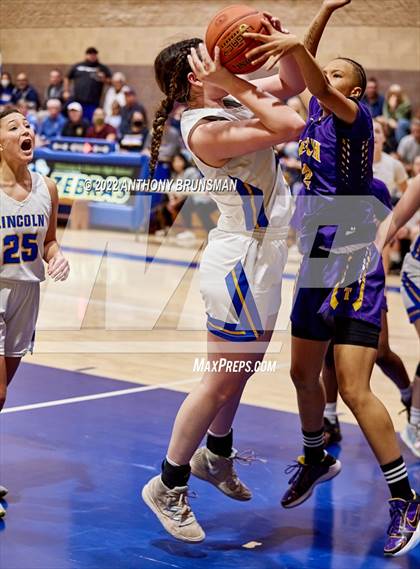 Thumbnail 3 in Oakland Tech @ Lincoln (CIF D3 NorCal Regional Final) photogallery.