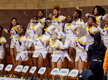 Thumbnail 2 in Oakland Tech @ Lincoln (CIF D3 NorCal Regional Final) photogallery.