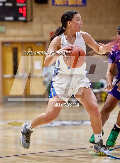 Thumbnail 1 in Oakland Tech @ Lincoln (CIF D3 NorCal Regional Final) photogallery.