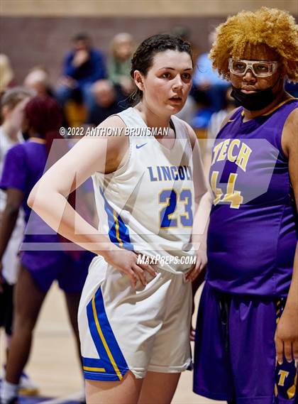 Thumbnail 3 in Oakland Tech @ Lincoln (CIF D3 NorCal Regional Final) photogallery.