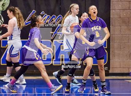 Thumbnail 3 in Oakland Tech @ Lincoln (CIF D3 NorCal Regional Final) photogallery.