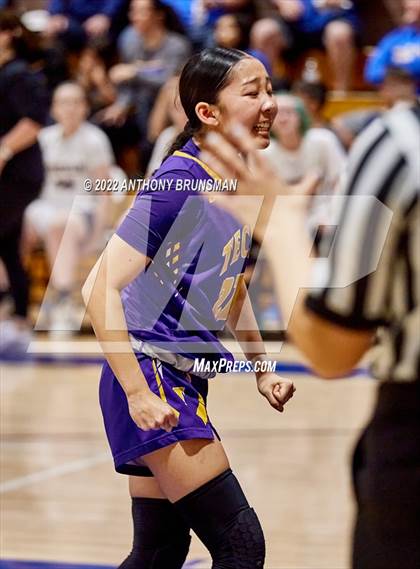 Thumbnail 3 in Oakland Tech @ Lincoln (CIF D3 NorCal Regional Final) photogallery.
