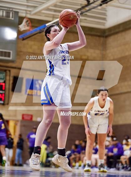 Thumbnail 2 in Oakland Tech @ Lincoln (CIF D3 NorCal Regional Final) photogallery.