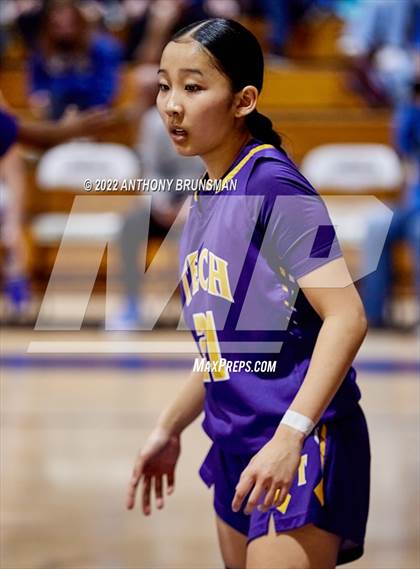 Thumbnail 2 in Oakland Tech @ Lincoln (CIF D3 NorCal Regional Final) photogallery.