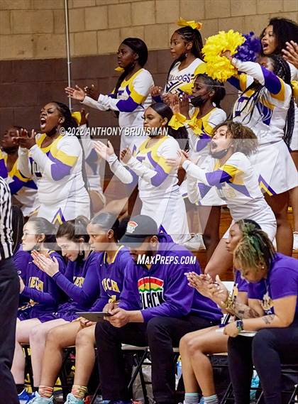 Thumbnail 2 in Oakland Tech @ Lincoln (CIF D3 NorCal Regional Final) photogallery.
