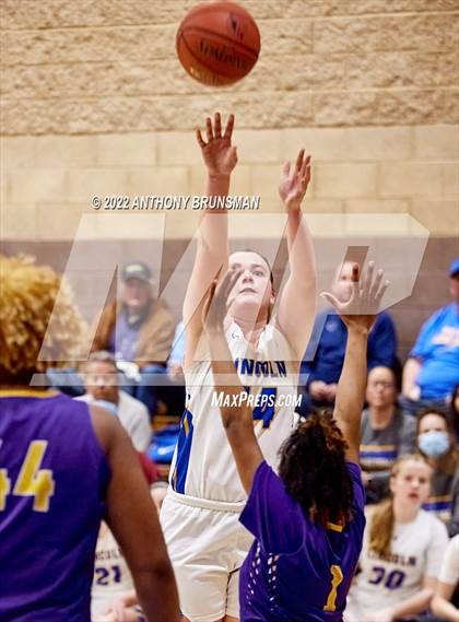Thumbnail 3 in Oakland Tech @ Lincoln (CIF D3 NorCal Regional Final) photogallery.