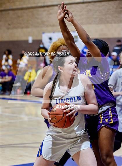 Thumbnail 3 in Oakland Tech @ Lincoln (CIF D3 NorCal Regional Final) photogallery.