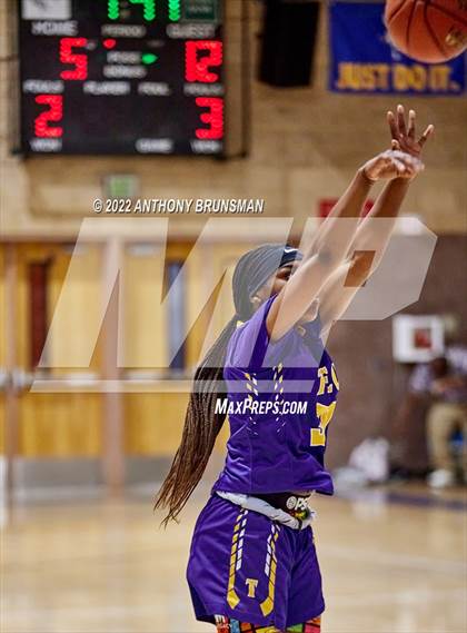 Thumbnail 1 in Oakland Tech @ Lincoln (CIF D3 NorCal Regional Final) photogallery.