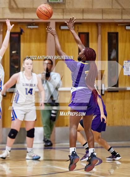 Thumbnail 3 in Oakland Tech @ Lincoln (CIF D3 NorCal Regional Final) photogallery.