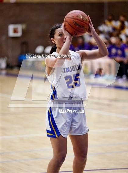 Thumbnail 2 in Oakland Tech @ Lincoln (CIF D3 NorCal Regional Final) photogallery.