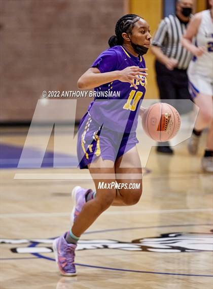 Thumbnail 2 in Oakland Tech @ Lincoln (CIF D3 NorCal Regional Final) photogallery.