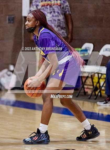 Thumbnail 3 in Oakland Tech @ Lincoln (CIF D3 NorCal Regional Final) photogallery.