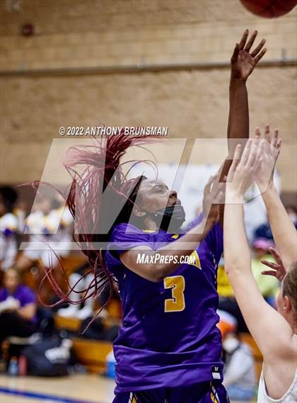 Thumbnail 2 in Oakland Tech @ Lincoln (CIF D3 NorCal Regional Final) photogallery.