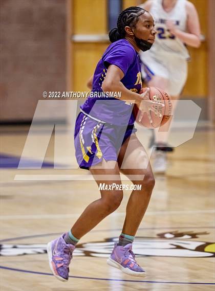Thumbnail 3 in Oakland Tech @ Lincoln (CIF D3 NorCal Regional Final) photogallery.