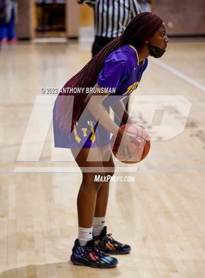 Thumbnail 1 in Oakland Tech @ Lincoln (CIF D3 NorCal Regional Final) photogallery.