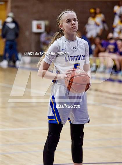Thumbnail 2 in Oakland Tech @ Lincoln (CIF D3 NorCal Regional Final) photogallery.