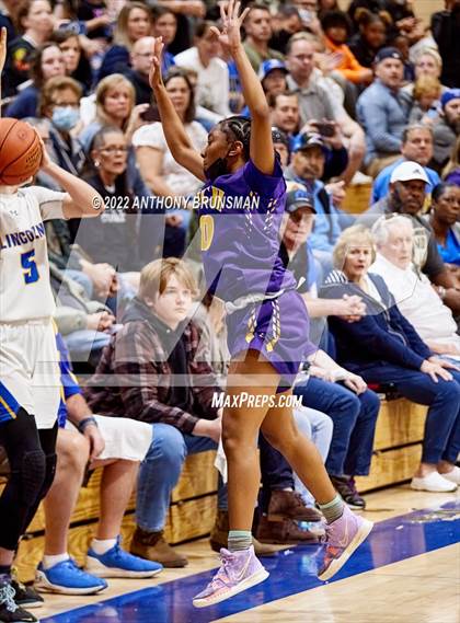 Thumbnail 2 in Oakland Tech @ Lincoln (CIF D3 NorCal Regional Final) photogallery.