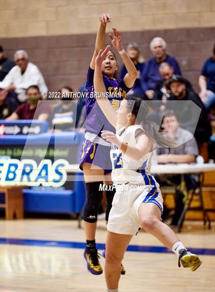 Thumbnail 3 in Oakland Tech @ Lincoln (CIF D3 NorCal Regional Final) photogallery.