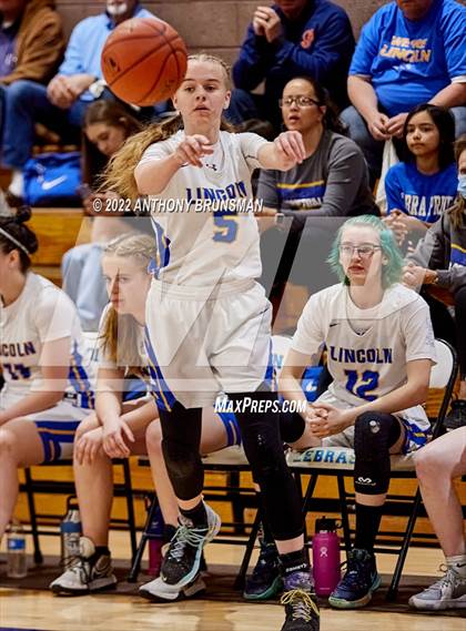 Thumbnail 1 in Oakland Tech @ Lincoln (CIF D3 NorCal Regional Final) photogallery.