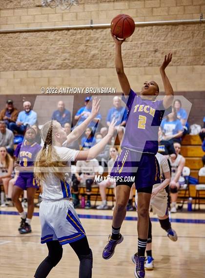 Thumbnail 3 in Oakland Tech @ Lincoln (CIF D3 NorCal Regional Final) photogallery.