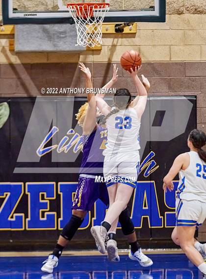 Thumbnail 3 in Oakland Tech @ Lincoln (CIF D3 NorCal Regional Final) photogallery.