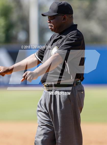 Thumbnail 2 in Fillmore vs Trinity Classical Academy (CIF-SS D7 Final) photogallery.
