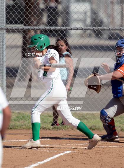 Thumbnail 3 in Eagle Rock vs Huntington Park photogallery.