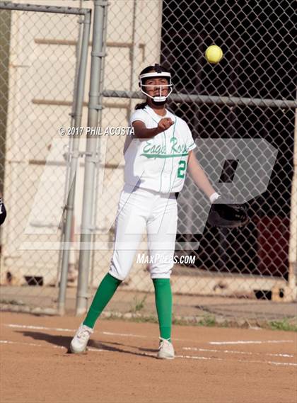 Thumbnail 3 in Eagle Rock vs Huntington Park photogallery.