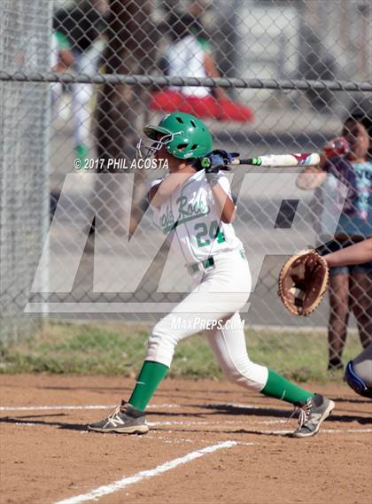 Thumbnail 3 in Eagle Rock vs Huntington Park photogallery.