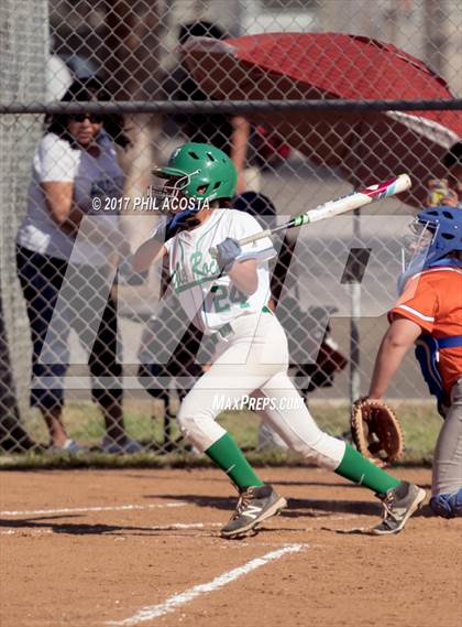 Thumbnail 1 in Eagle Rock vs Huntington Park photogallery.