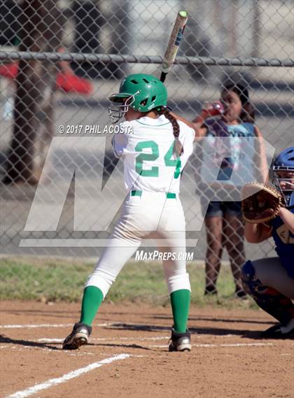 Thumbnail 3 in Eagle Rock vs Huntington Park photogallery.