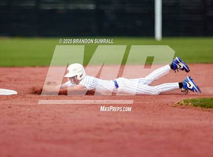 Thumbnail 3 in Chilton County vs Jemison (Chilton County Tournament Final) photogallery.