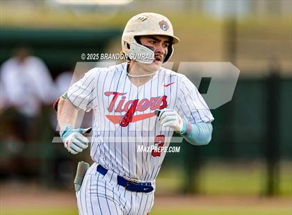 Thumbnail 3 in Chilton County vs Jemison (Chilton County Tournament Final) photogallery.