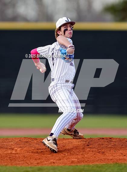 Thumbnail 1 in Chilton County vs Jemison (Chilton County Tournament Final) photogallery.