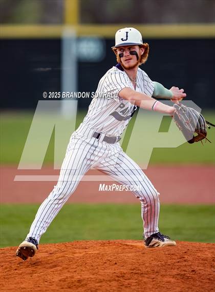 Thumbnail 3 in Chilton County vs Jemison (Chilton County Tournament Final) photogallery.