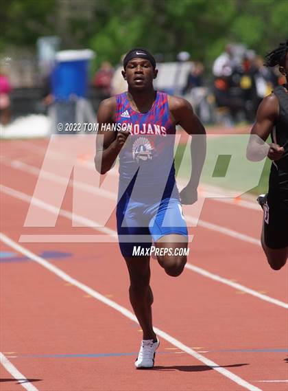 Thumbnail 1 in CHSAA Championships (Sprints) photogallery.